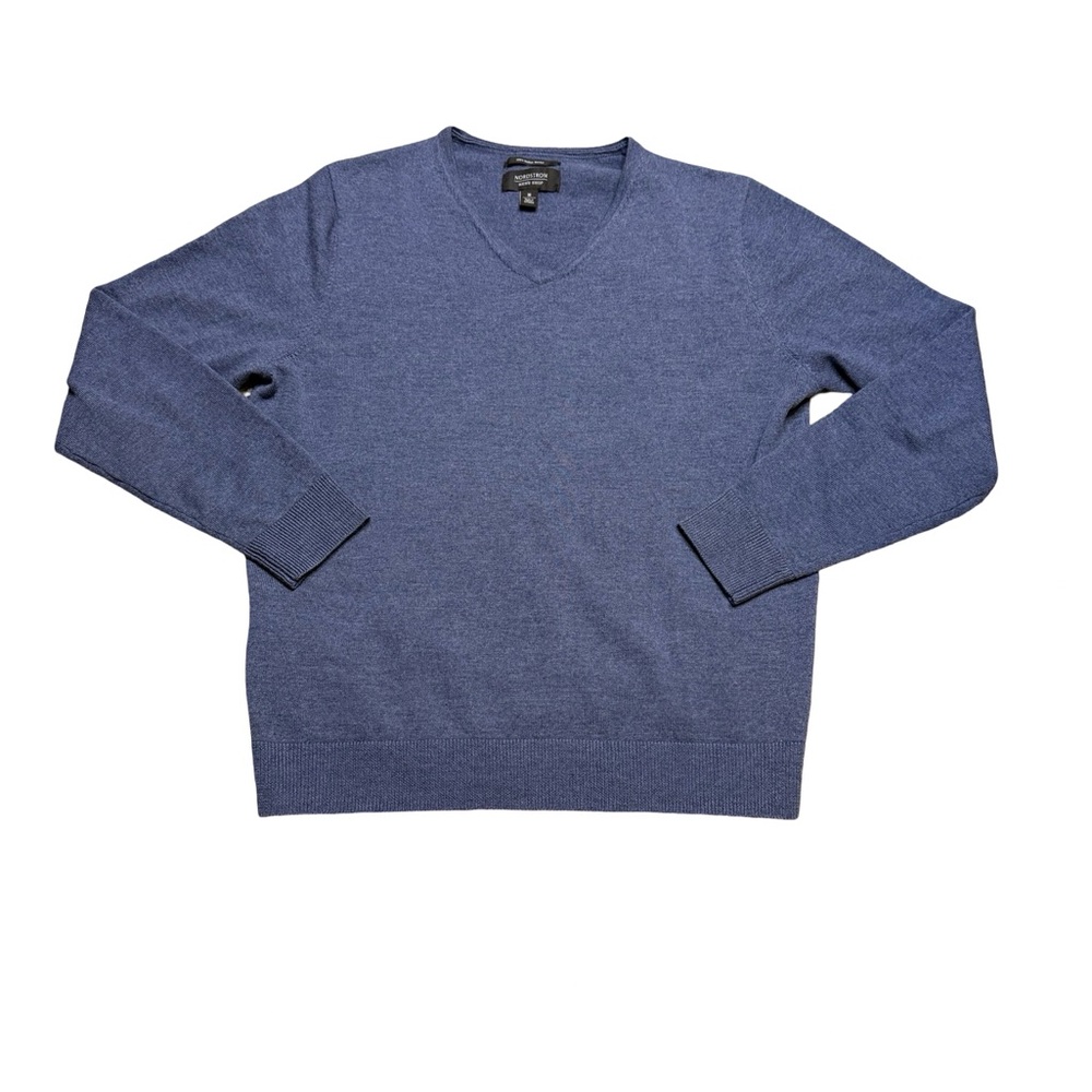 ✨ Nordstrom Men’s Shop‎ Italian Merino Wool V-Neck Sweater Size M ✨